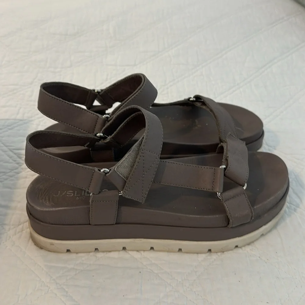 J Slides Blakely Grey Leather Platform Sandal